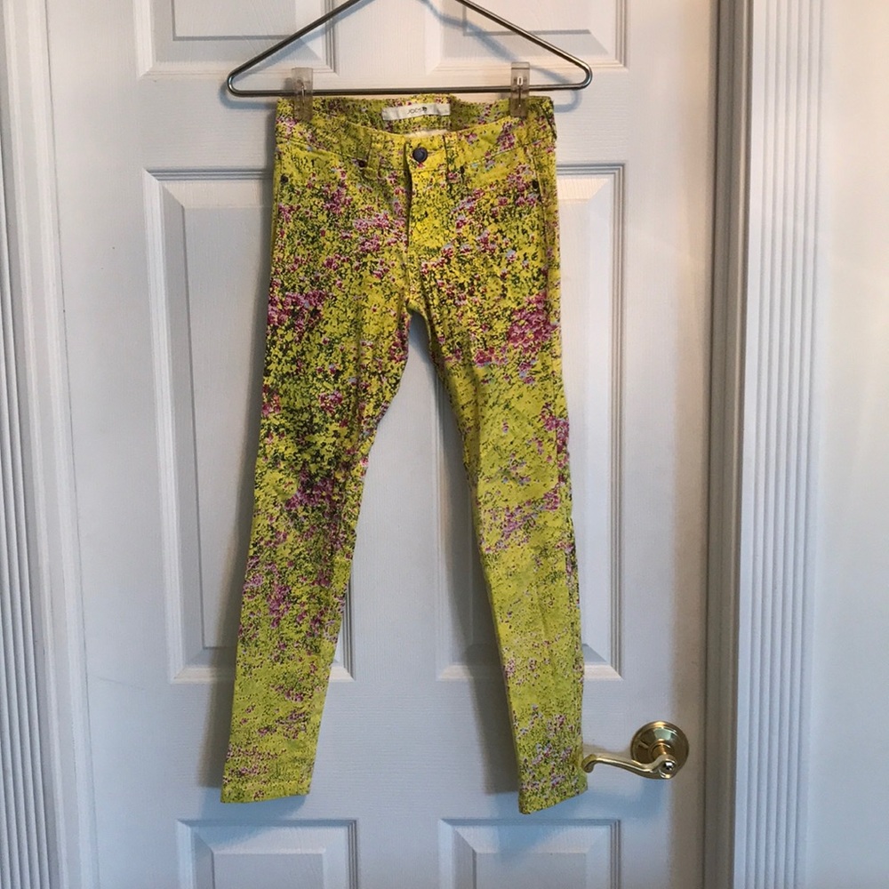 Ultra soft Joe’s Jeans girls size 10 worn 1 time